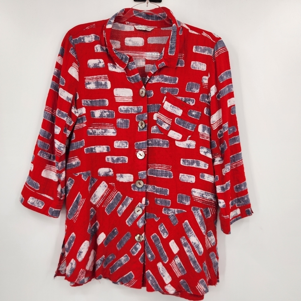 John Mark 3/4 Sleeve Button Front Blouse Medium Printed Red